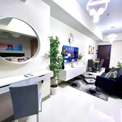 New & Modern Cozy 1BR w/ Balcony@BGC