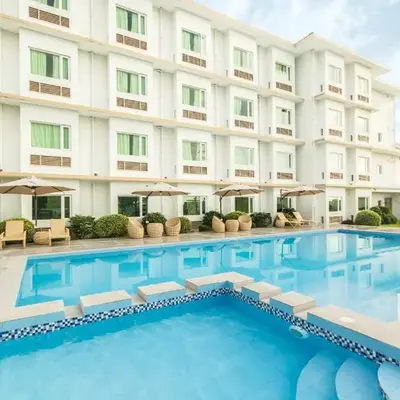 Microtel by Wyndham South Forbes near Nuvali