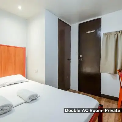 Stay Malate (Wanderers Guest House)