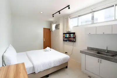 Gallery image of JP Santiago Studio Makati J301 in Manila
