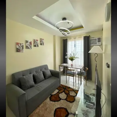 Family Room Staycation In The Heart Of Manila
