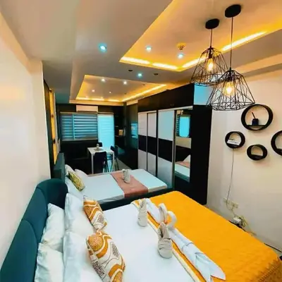 Shell Family Suites Ocean & MOA view