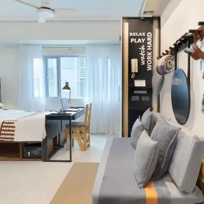 Relaxing Apt Bgc Business Ready with 84inch Cinema