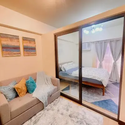 Brand new condo for travelers in Paranaque near airport