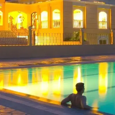 CHATEAU ELYSEE A16 Near Resto And Sm Mall/Airport