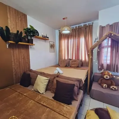 El Nissi Staycation