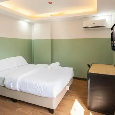 St. Marvin Studio Makati M406