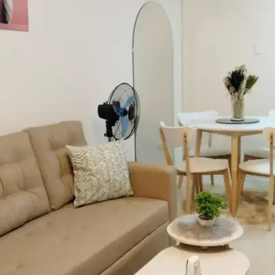 2BR Condo by Coco's Haven
