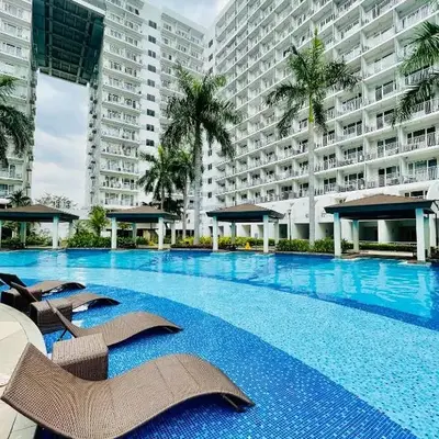 Aiza's CondoTel in Shell Residences near MOA and NAIA