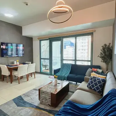 HUGE 2BR BGC Suite 70sqm
