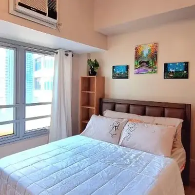 Eastwood LeGrand 3 Cozy & Modern Studio Type Condominium