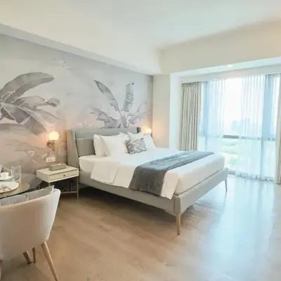 BGC Suite with Golf Course View