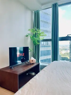 Gallery image of Thompson Suites - 2 beds, Uptown Parksuites Tower 1 25F in Manila