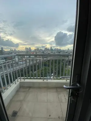 Gallery image of Avida San Lorenzo condominium in Manila