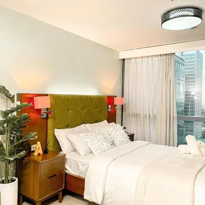 BGC 1BR Condo Steps from Grand Hyatt #ournw18l