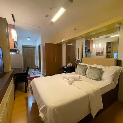 Staycation near SLMEC