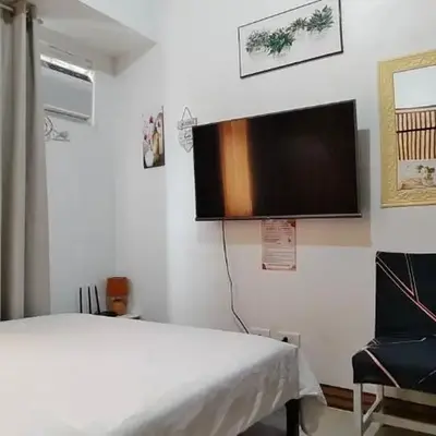 JJMC HOMESTAY 32 With Netflix and Unli Wifi