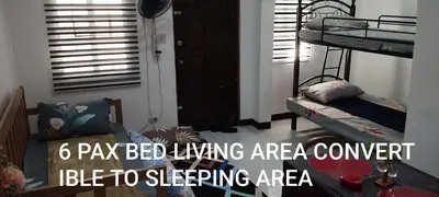 a bedroom with bunk beds in a room at 25 Guest - Unit 1,2&3 - 2 units Bungalow and Studio type in Santa Rosa