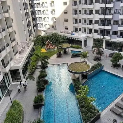 SPRING RESIDENCES