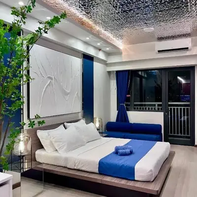 Deluxe Executive Corner Unit in Makati