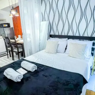 Stunning 1-Bed Apartment in Paranaque