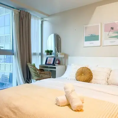 Luxurious Modern BGC Condo at Uptown #upt131h