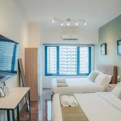 The House of Five - Brand New Hotel Style Condo