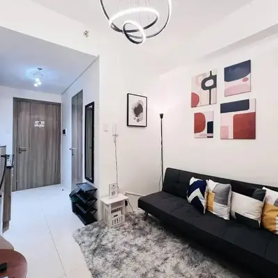 1BR Condotel with Balcony at FAME Residences #FM01