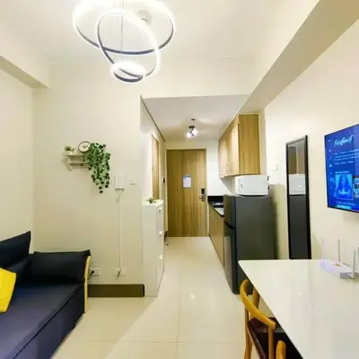 1BR Condotel with Balcony FAME Residences #FM24