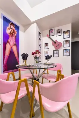 Gallery image of Taylor Swift Inspired Condo Near OKADA MOA in Manila