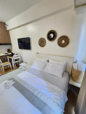 Gallery image of Boho Rsquare Manila - with Pool Access in Manila