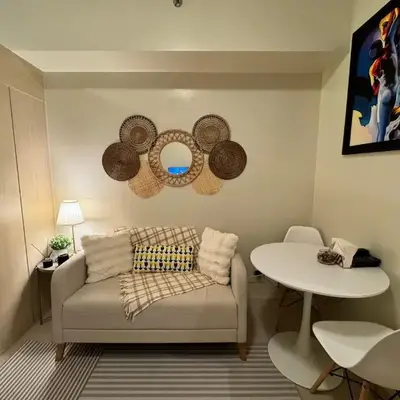 Cozy 1BR Netflix & Alexa w Balcony Free Pool