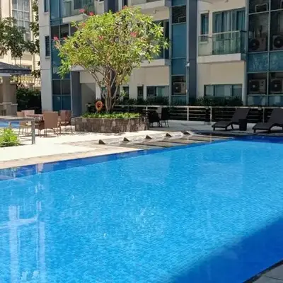 1 bedroom Condotel in front of terminal 3 Airport