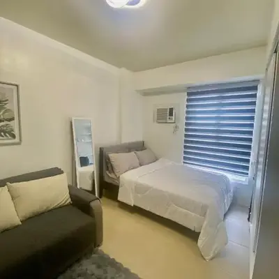 B & M Condo near NAIA Airport and SM Mall