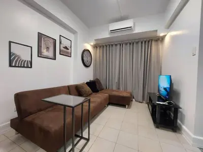 Gallery image of 1BR Forbeswood Parklane Near Burgos Circle BGC in Manila