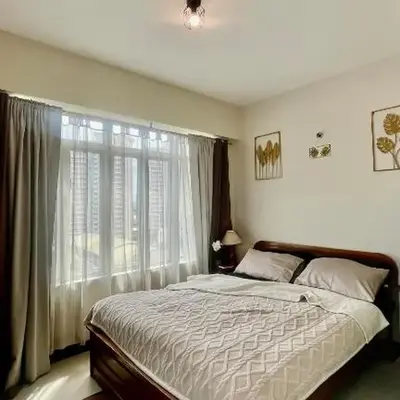 Elevated Staycation BGC Venice Grand Canal