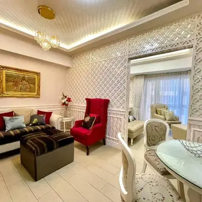 RARE unit at the Venice Luxury Residence With Balcony