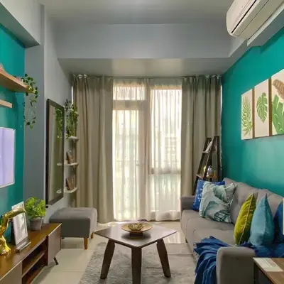 BGC McKinley Taguig 1BR with Balcony near Venice Grand Canal mall
