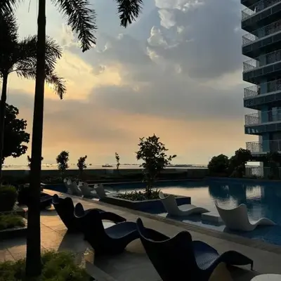 Stylish 1BR Near Airport Facing the Bay - 7b