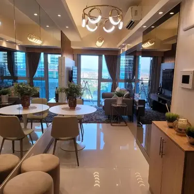 Uptown Parksuites Tower 2 BGC - Staycations Up Above 9