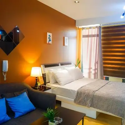 Studio in Makati - Fast WiFi