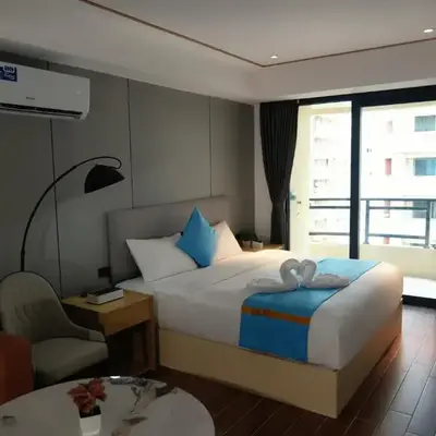 Golden Seagulls Hotel