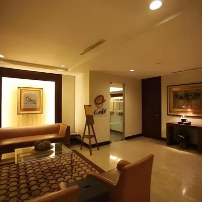Amorsolo Mansion Hotel