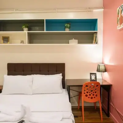 Homey and Cozey Poblacion Makati S10