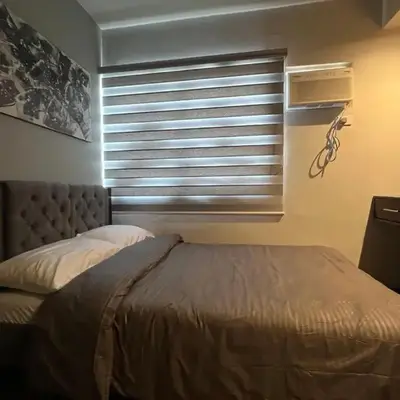 Fullerton Suites