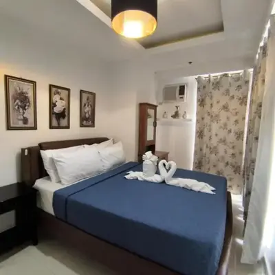 Explore Manila