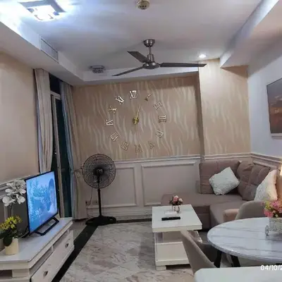 Condo With Balcony And Bayview In Malate