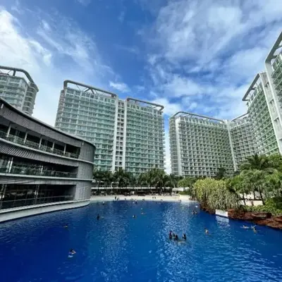 Azure Urban Resort Residence