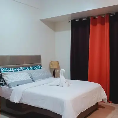 81 Newport Boulevard-Hyuna Place