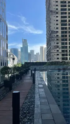 Gallery image of Premium Luxe Studio near Rockwell with City View & Access to Pool,Gym,Sauna,GameRoom in Manila